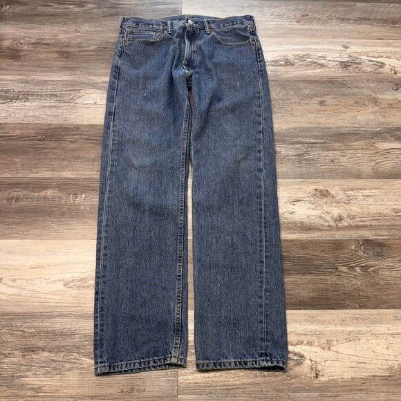 Levis 505 Red Tab Mid Wash Blue Mens 36x33 Regular Fit Straight Leg‎ Denim Jeans - Picture 2 of 10